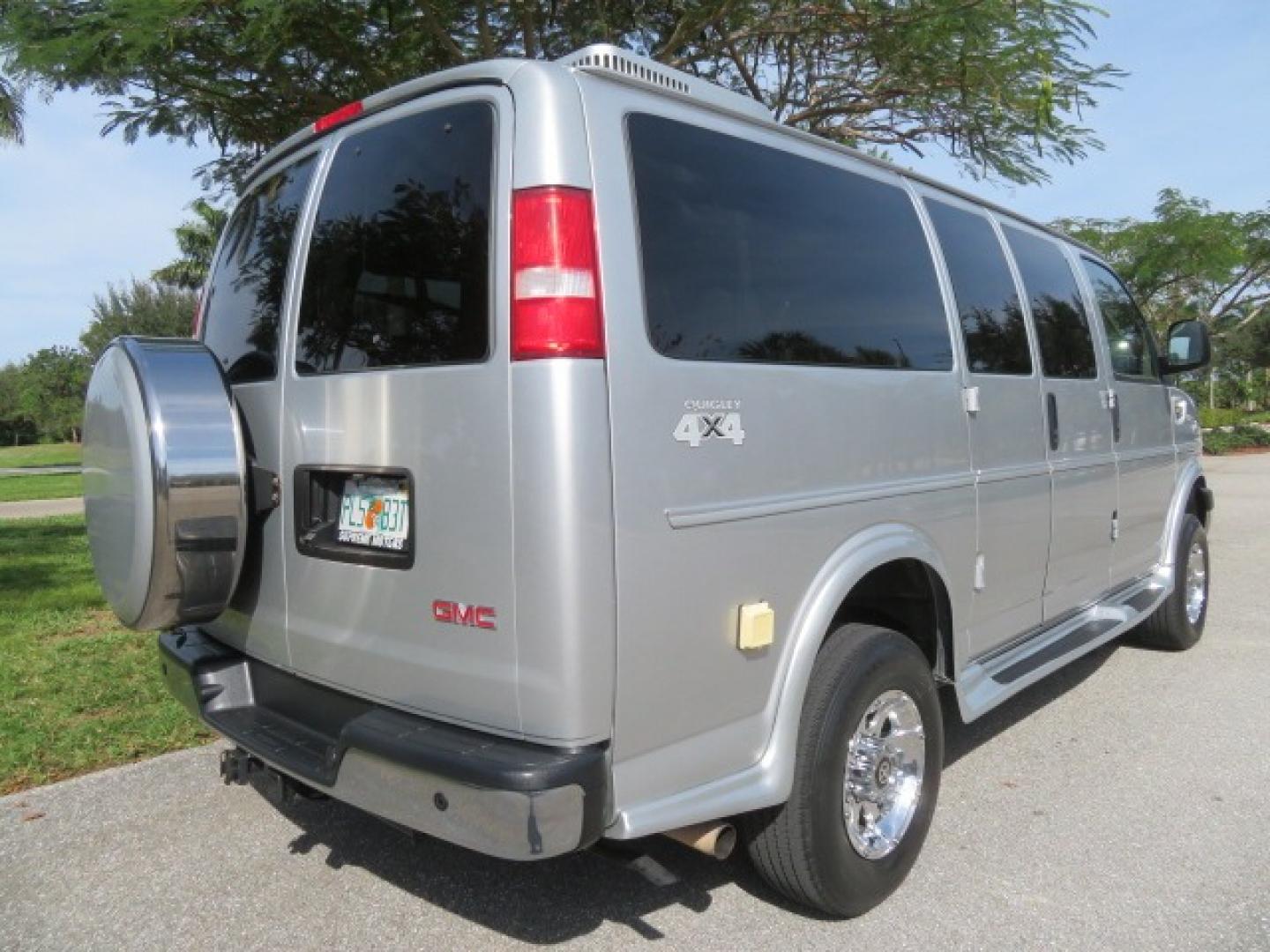 2017 Silver /Tan GMC Savana (1GTW7AFG6H1) , 4x4 transmission, located at 4301 Oak Circle #19, Boca Raton, FL, 33431, (954) 561-2499, 26.388861, -80.084038 - Photo#13